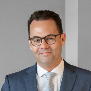 Dr Elmar Bickert
